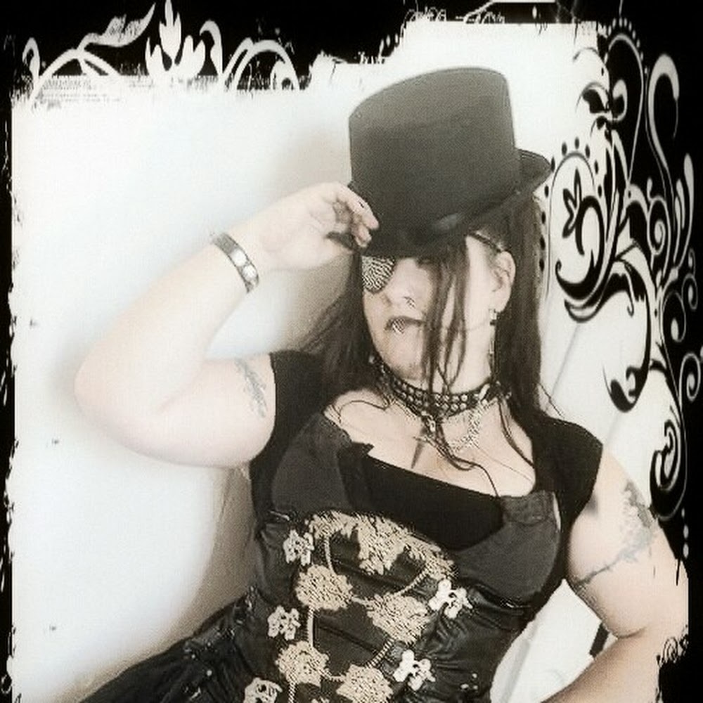 Meet your Posher, Mirabellaz menagerie